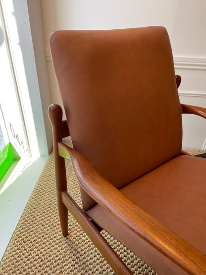 Ex Parker People™ most iconic refurbishment. The coveted model 150 from Parker furniture. Available for viewing in Sydney.